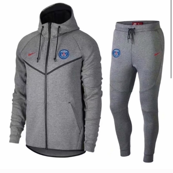 nike hoodie tracksuit